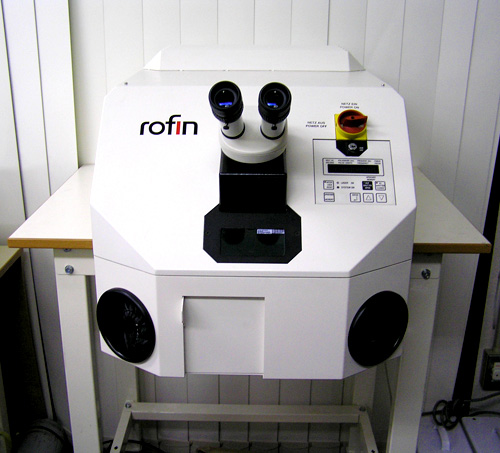 USED｜ROFIN BAASEL社製レーザー溶接機 Desktop DTW-4004 2003年製｜1台限り・美品